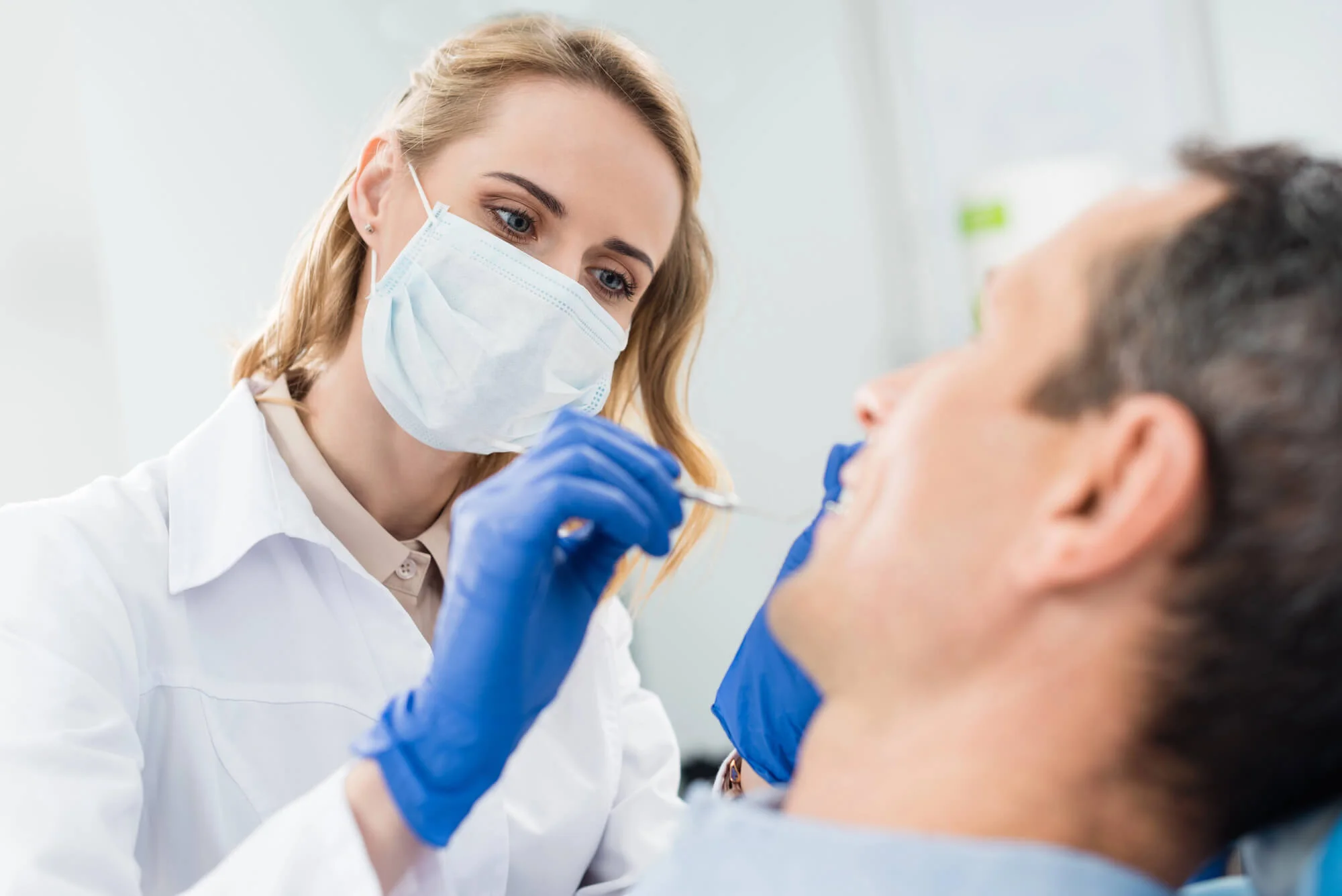 Dental exam porcelain veneers in Seneca